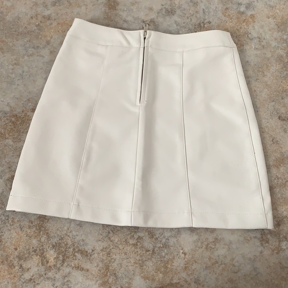 Forever 21 Mini Skirts - Picture 5 of 6